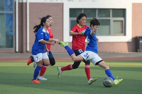 女足比赛瞬间